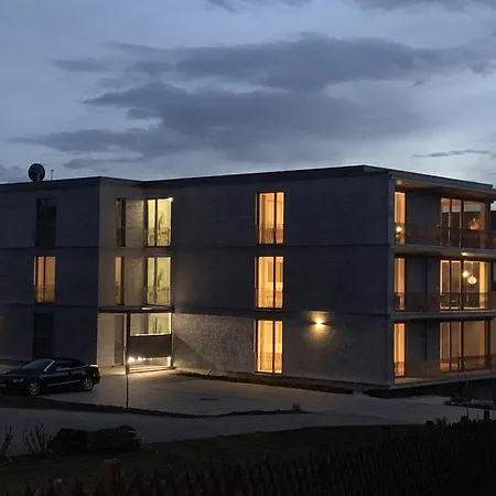 Trilogie Am - Schmetterling アパート